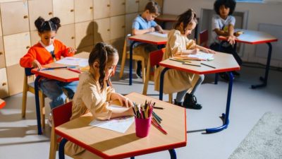 Cara Efektif Menghadapi Tantangan Pendidikan Non Akademik Membangun Pondasi Holistik Untuk Masa Depan