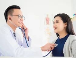 Kapan Demam Perlu Pemeriksaan Dokter: Panduan Lengkap untuk Kesehatan Anda