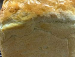 Cara Menyegarkan Roti Tawar yang Sudah Keras dengan Air dan Microwave secara Cepat dan Tepat