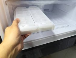 Panduan Praktis Dapur: Cara Menyiapkan Es Batu Cepat Beku untuk Segala Kebutuhan Minuman