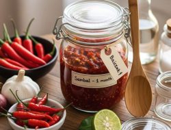 Rahasia Bebas Jamur: Tips Menyimpan Saus Sambal Botolan Agar Awet dan Higienis